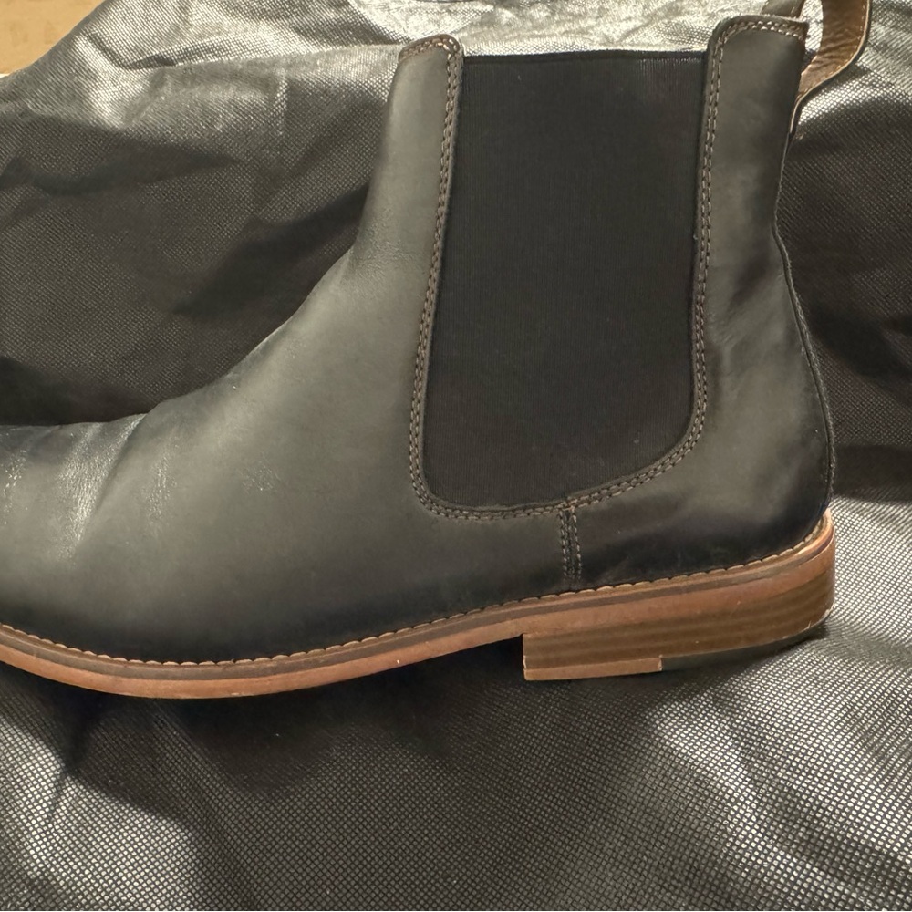 Black Chelsea Boots